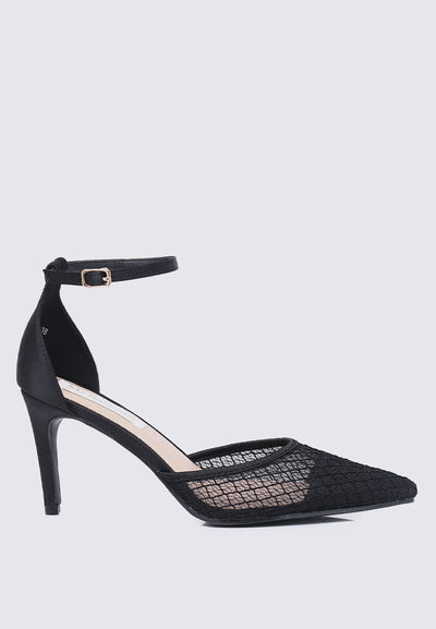 Zuri Comfy Heels In Black