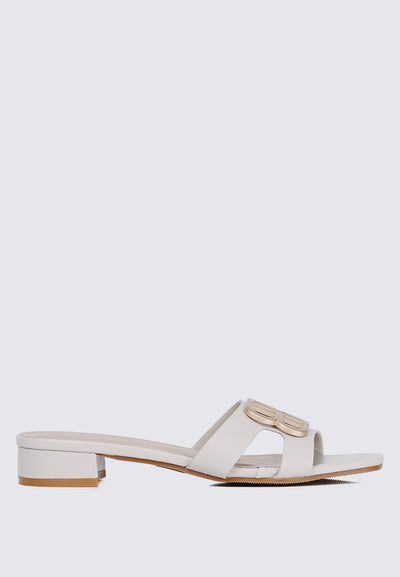 Berorica Comfy Heels In Beige