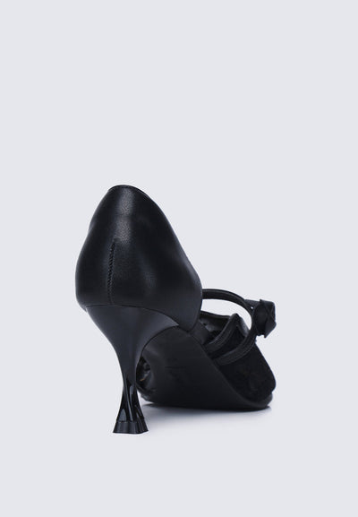 Timeless Blossoms Comfy Pumps In Black