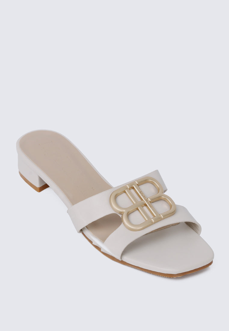 Berorica Comfy Heels In Beige