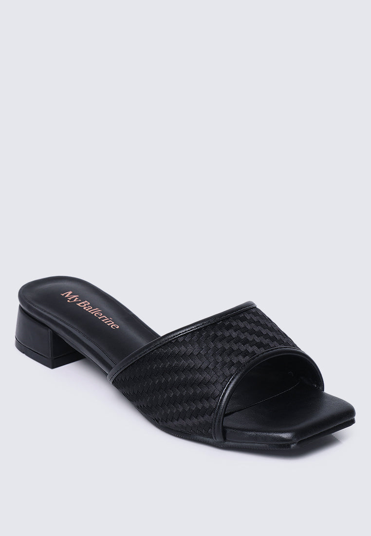 Vee Comfy Sandals In Black