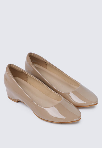 Helene WideFit Comfy Pumps In Taupe