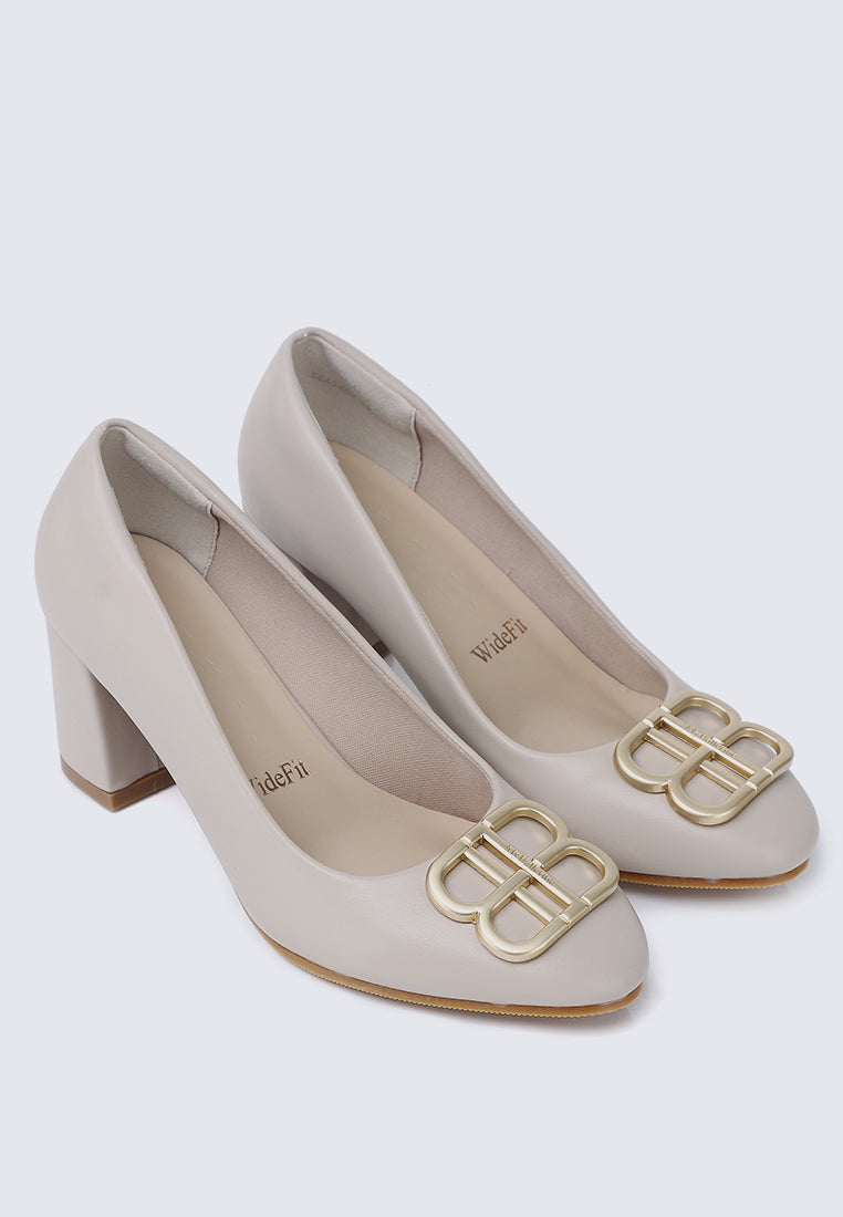 Vanessa Wide Feet Comfy Heels In Almond