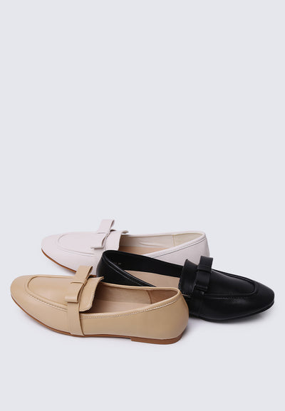 Penelope Comfy Loafers In Beige