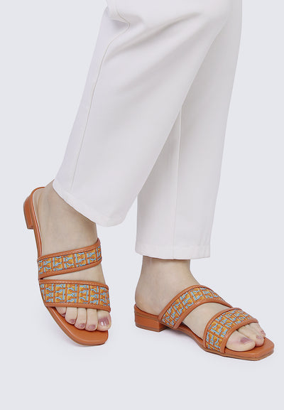 Myra Comfy Sandals In Apricot