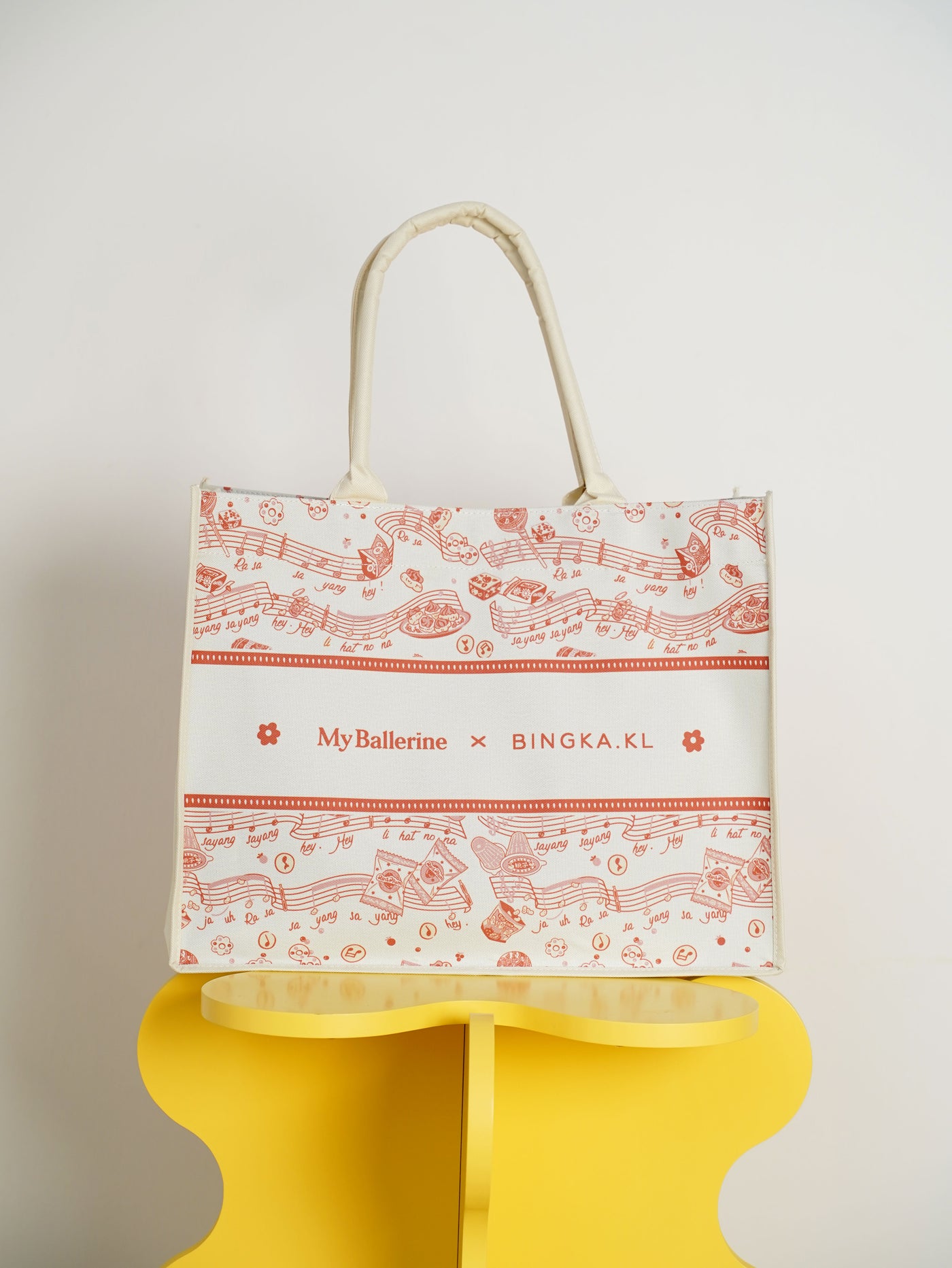 The Good Old Days Printed Tote Bag In Beige