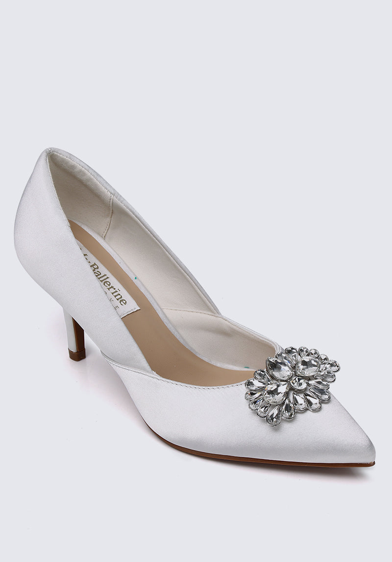 Adelyn Comfy Pumps In Ivory