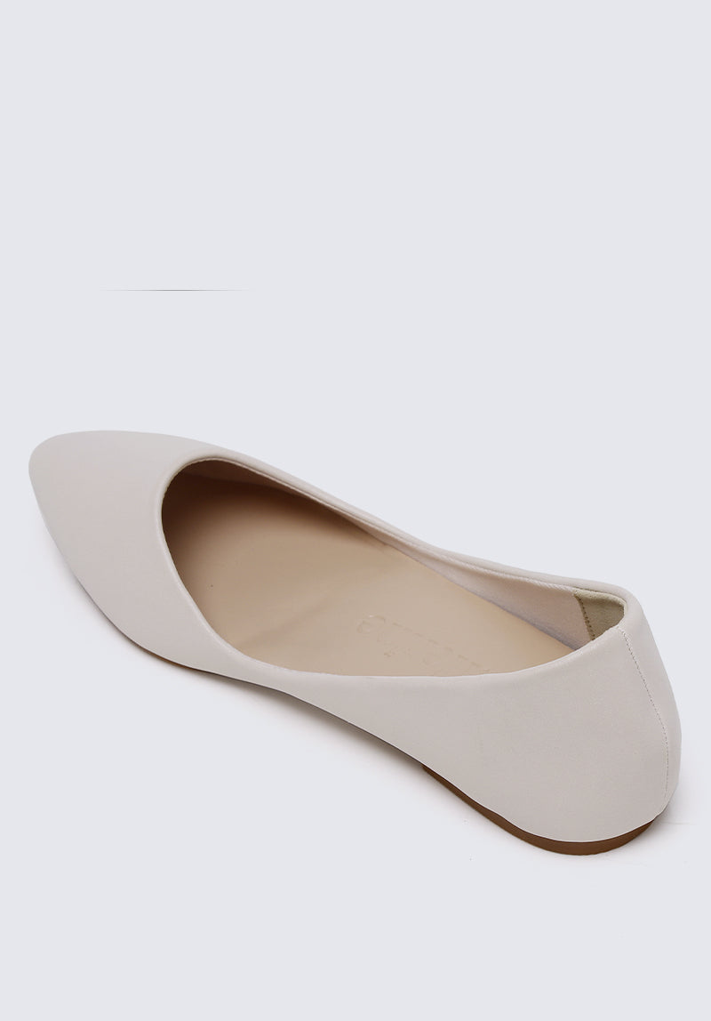 Cece Comfy Ballerina In Beige