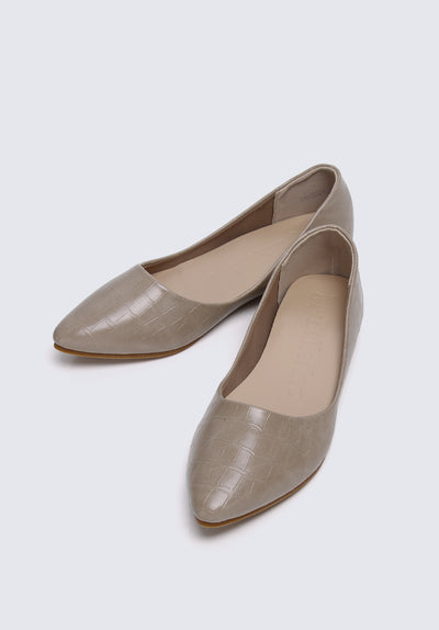 Cece Croc Comfy Ballerina In Taupe